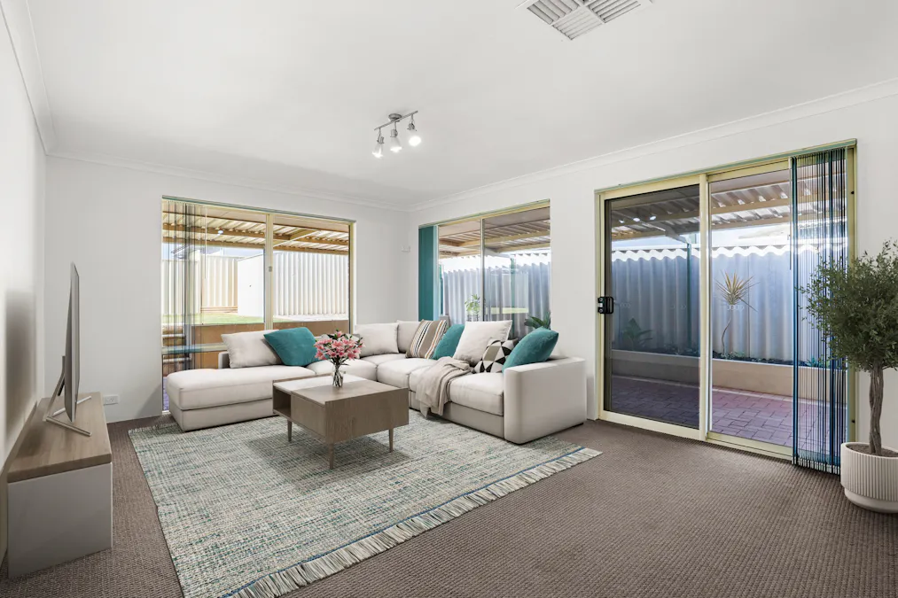 13 Labyrinth Street, Waikiki, WA, 6169 - Image 9