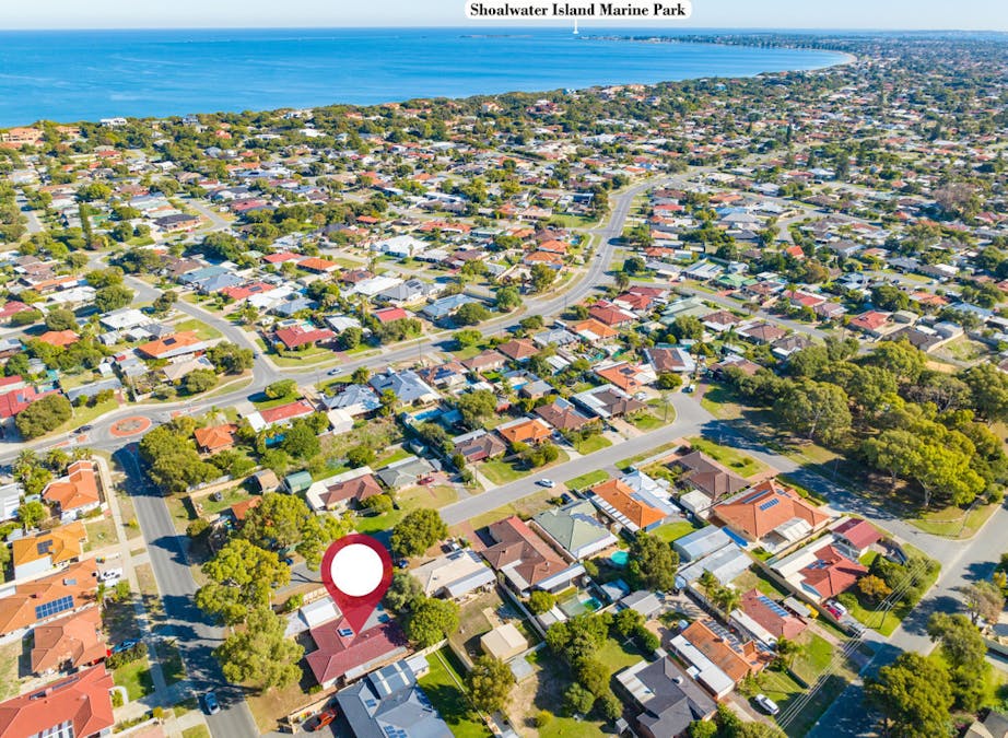 6 Holcombe Road, Warnbro, WA, 6169 - Image 5