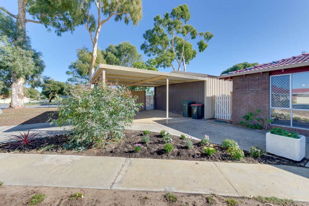 6 Holcombe Road, Warnbro, WA, 6169 - Image 11
