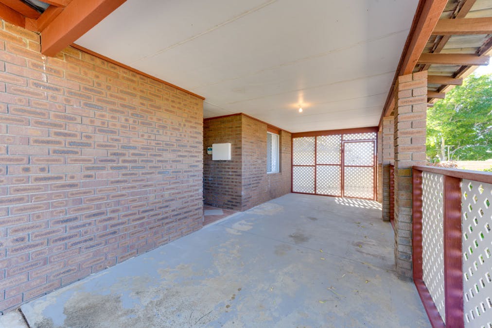 6 Holcombe Road, Warnbro, WA, 6169 - Image 12