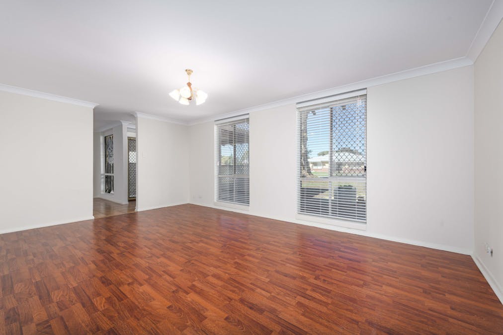 6 Holcombe Road, Warnbro, WA, 6169 - Image 22