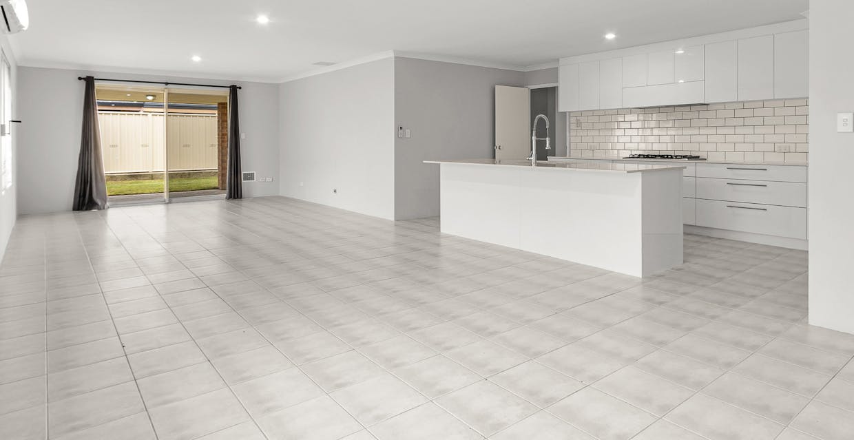 17 Wittecarra Crescent, Port Kennedy, WA, 6172 - Image 2