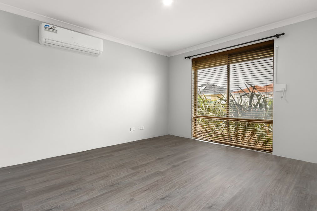 17 Wittecarra Crescent, Port Kennedy, WA, 6172 - Image 7