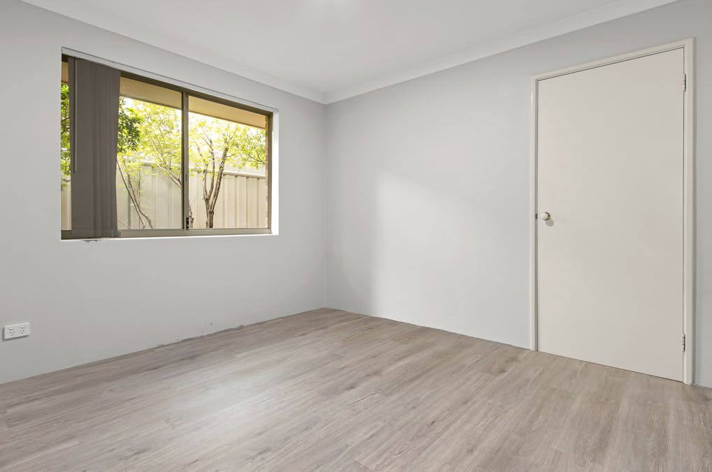 17 Wittecarra Crescent, Port Kennedy, WA, 6172 - Image 9