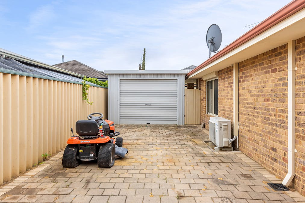 17 Wittecarra Crescent, Port Kennedy, WA, 6172 - Image 14