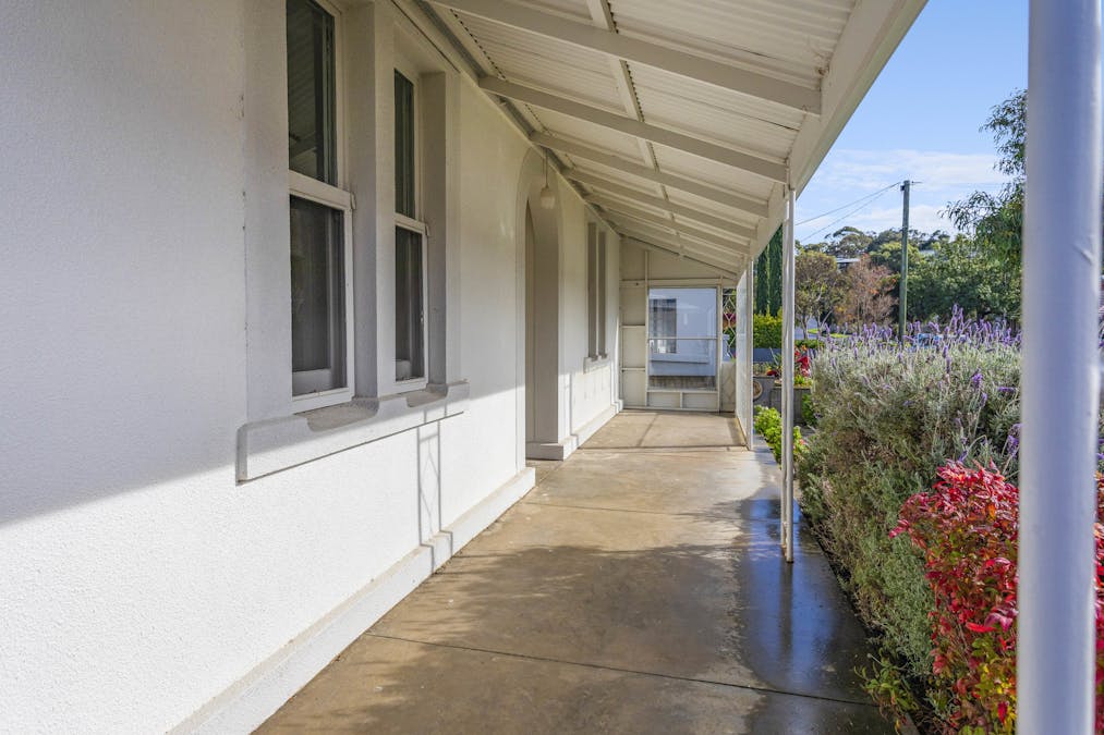 41 Hill Street, Victor Harbor, SA, 5211 - Image 15