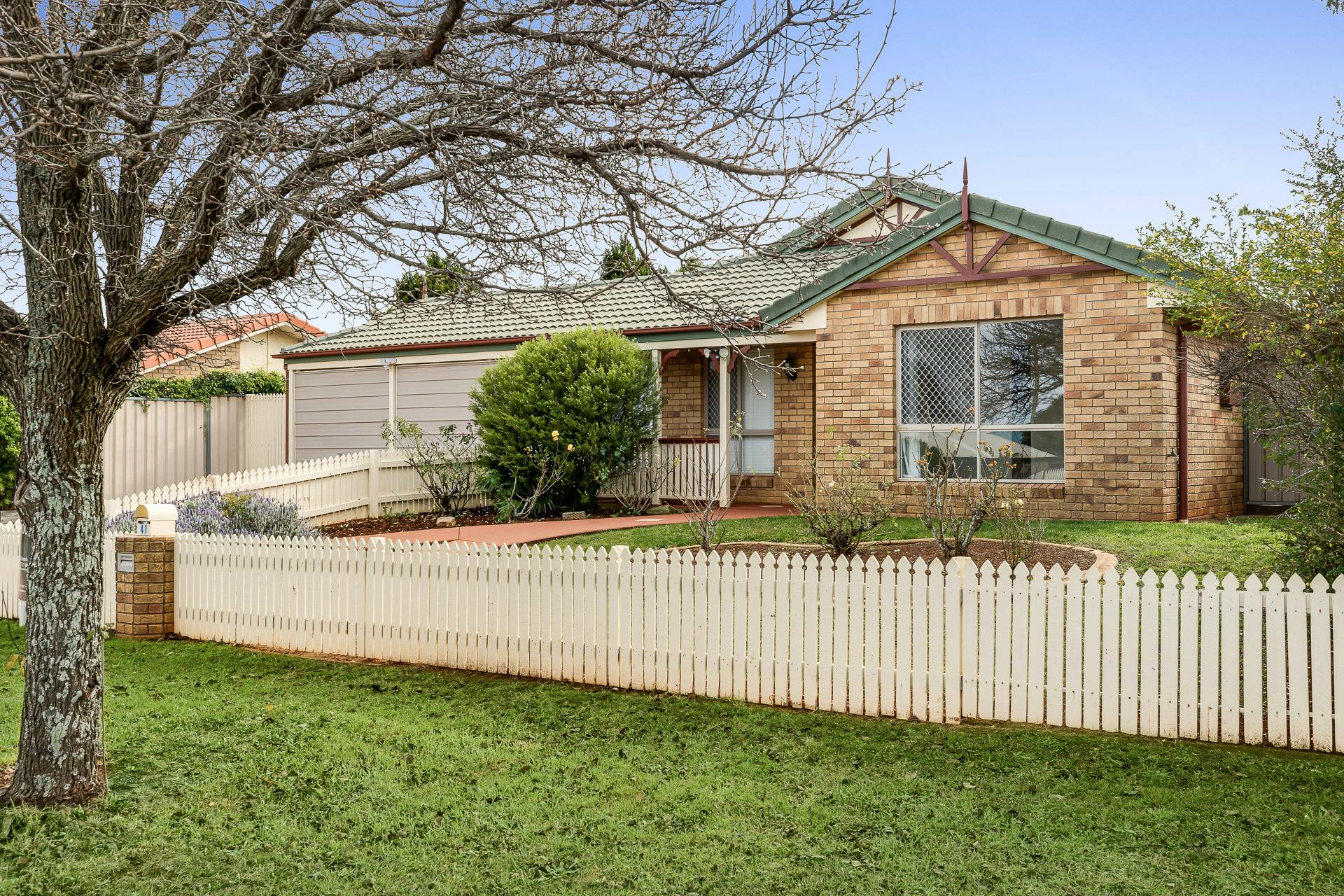 41 Gainsborough Drive, Glenvale, QLD, 4350 Sold Elders Real Estate