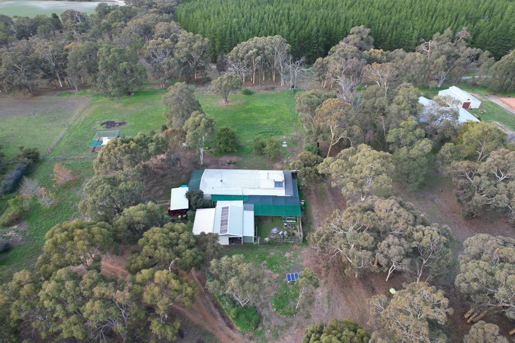 45 Redcourte Road, Bakers Hill, WA, 6562 - Image 2