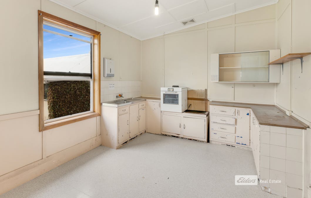 36 Cooke Street, Kingston Se, SA, 5275 - Image 11