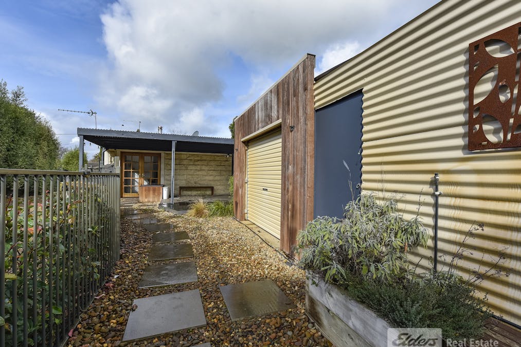 18 White Street, Millicent, SA, 5280 - Image 13