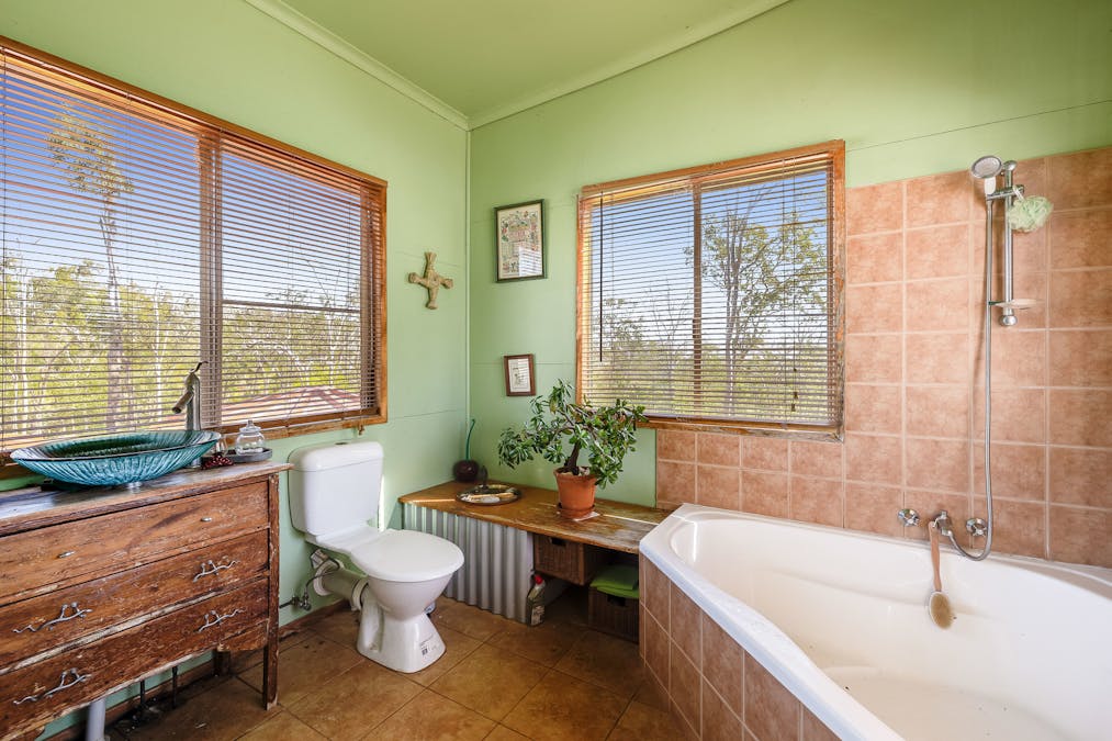 495 Hell Hole Creek Road, Preston, QLD, 4352 - Image 11