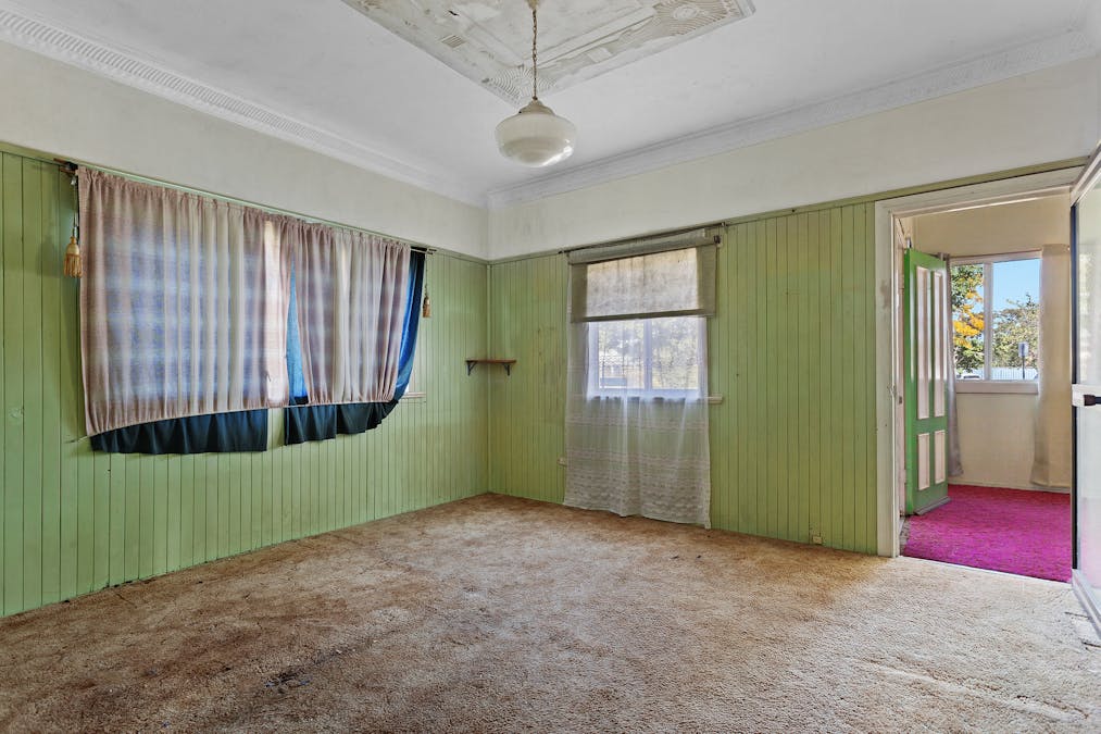 13 Goode Street, Newtown, QLD, 4350 - Image 8