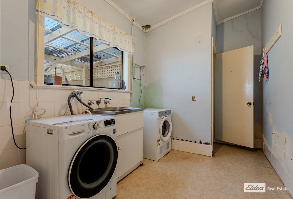 18 McLay Street, Naracoorte, SA, 5271 - Image 7