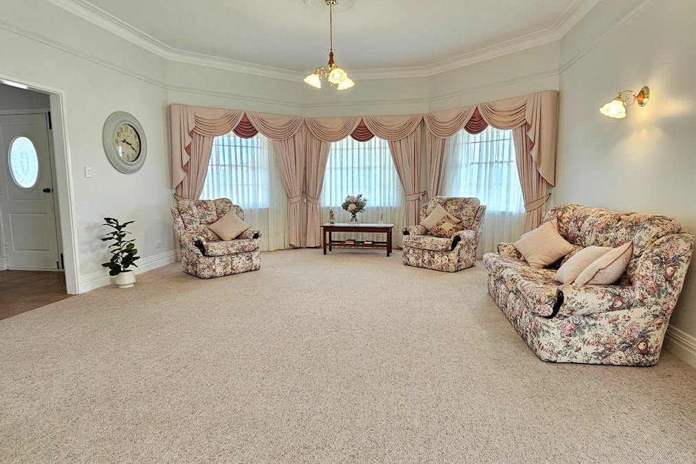 26 Gumtree Drive, Lake Grace, WA, 6353 - Image 2