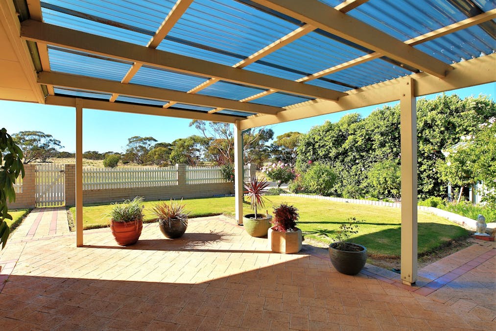 26 Gumtree Drive, Lake Grace, WA, 6353 - Image 5