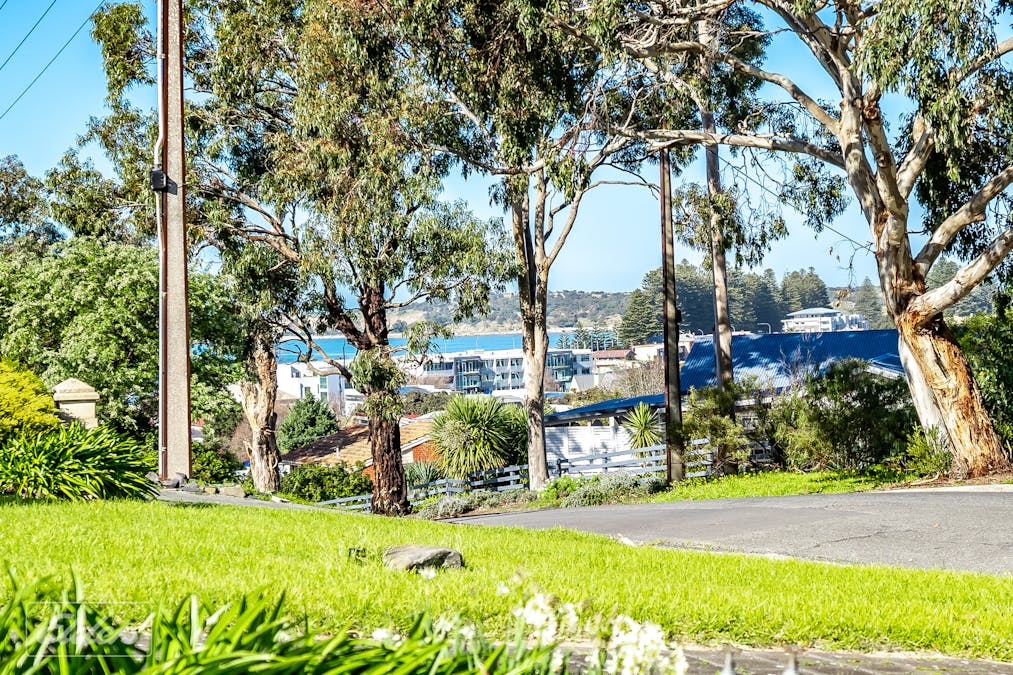 4042 Grantley Avenue, Victor Harbor, SA, 5211 Sold Elders Real Estate