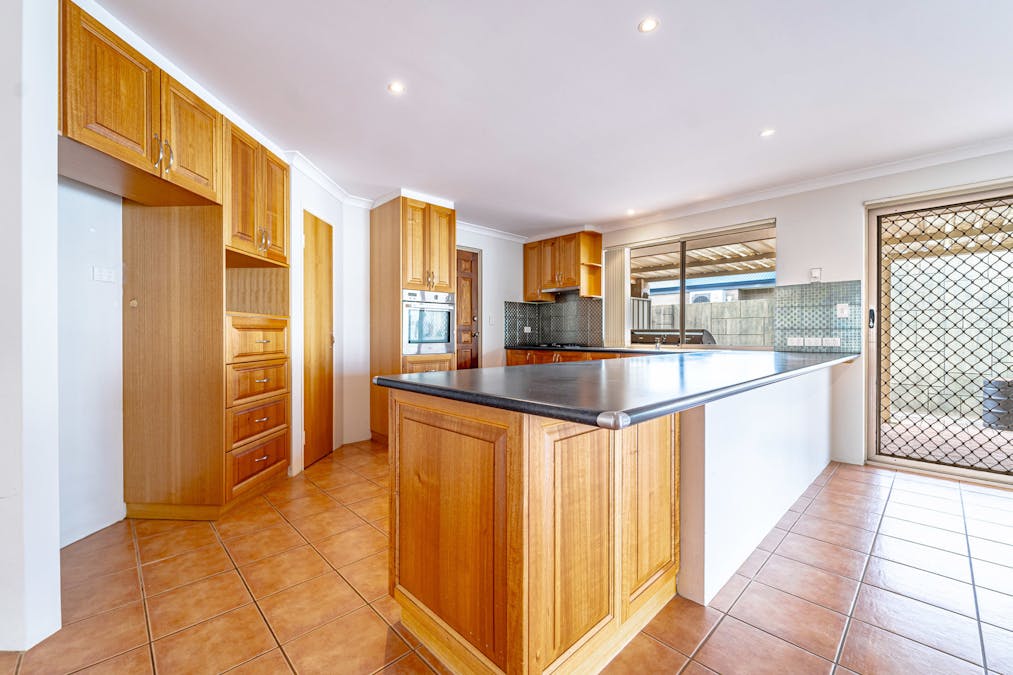 5 Gonville Green, Port Kennedy, WA, 6172 - Image 8