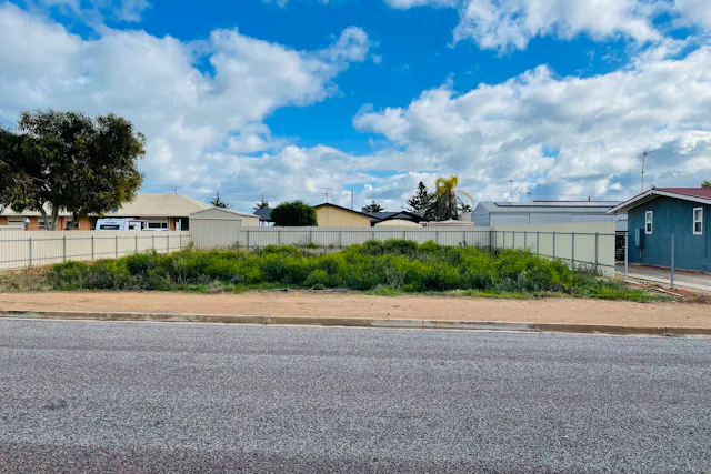 11 Eyre Highway — photo from Elders Real Estate Wudinna