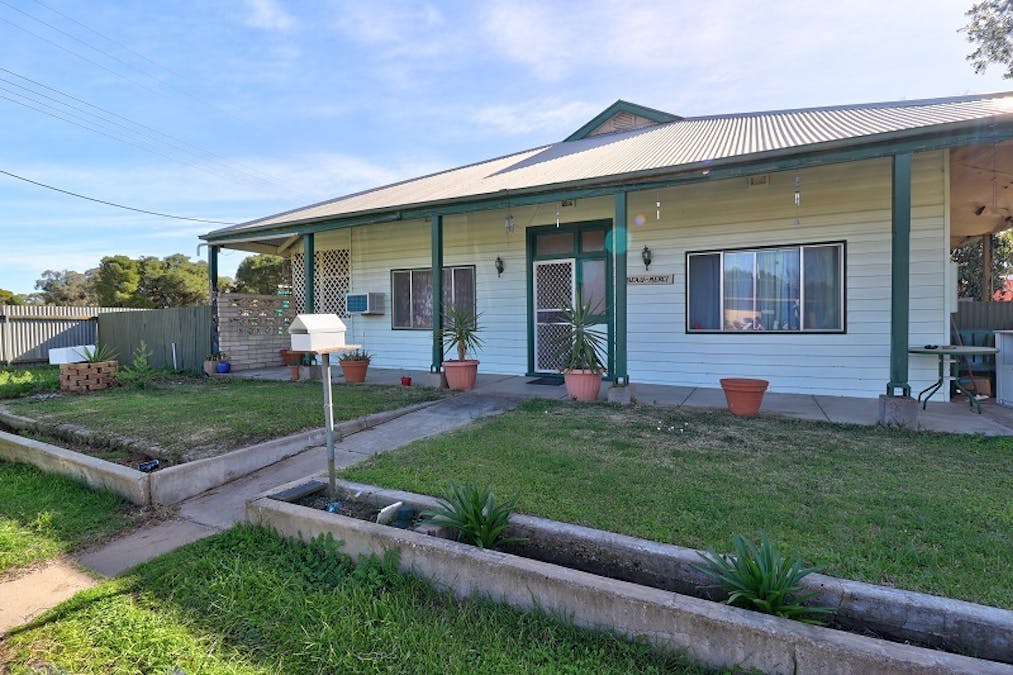 1 Hensley Street, Pinnaroo, SA, 5304 - Image 2