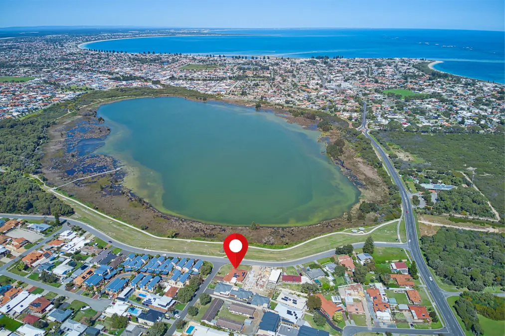 16 Lake Street, Rockingham, WA, 6168 - Image 2