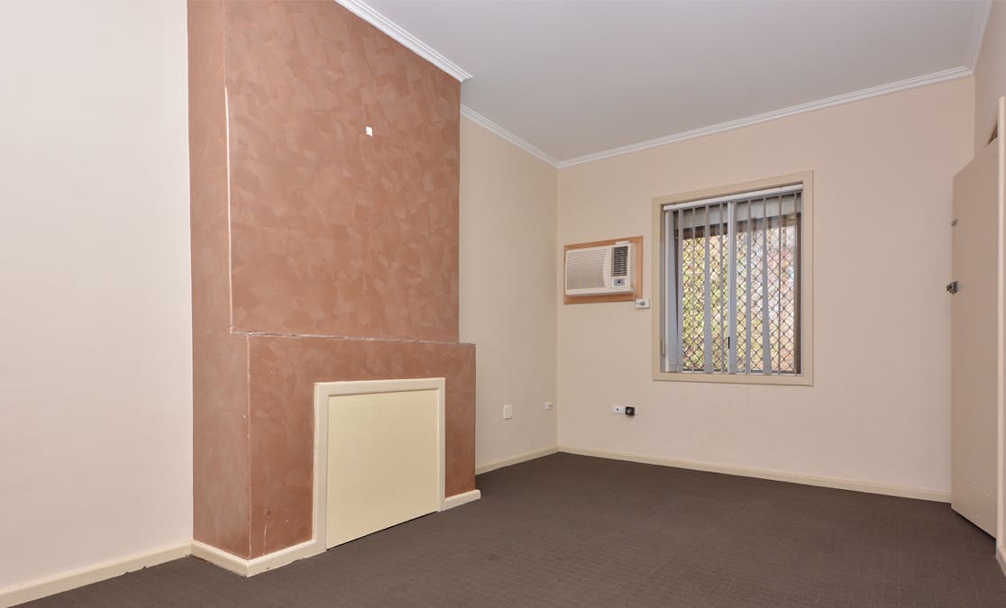 50-52A Nelligan Street, Whyalla Norrie, SA, 5608 - Image 8