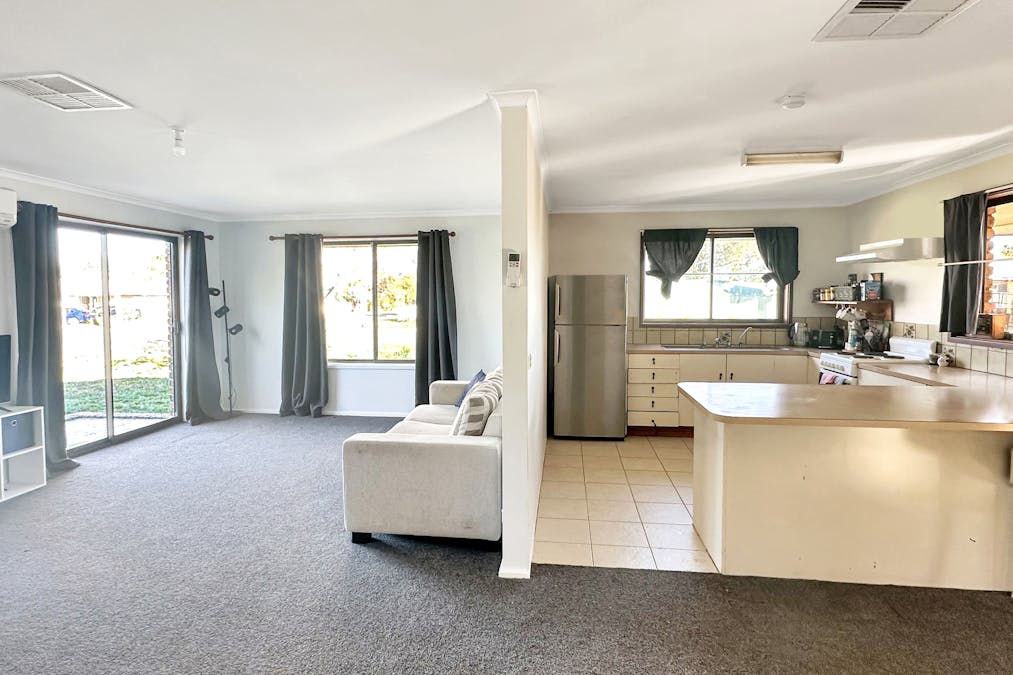 23 Morrison Street, Cobar, NSW, 2835 - Image 4