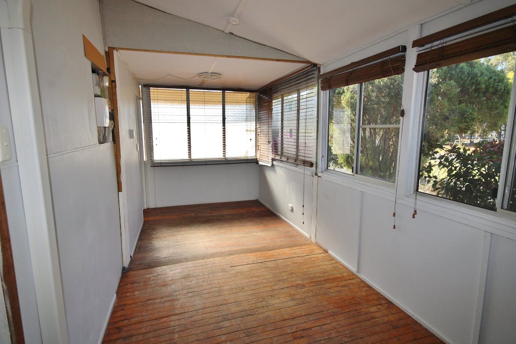 12 Cassidy Street, Bell, QLD, 4408 - Image 5