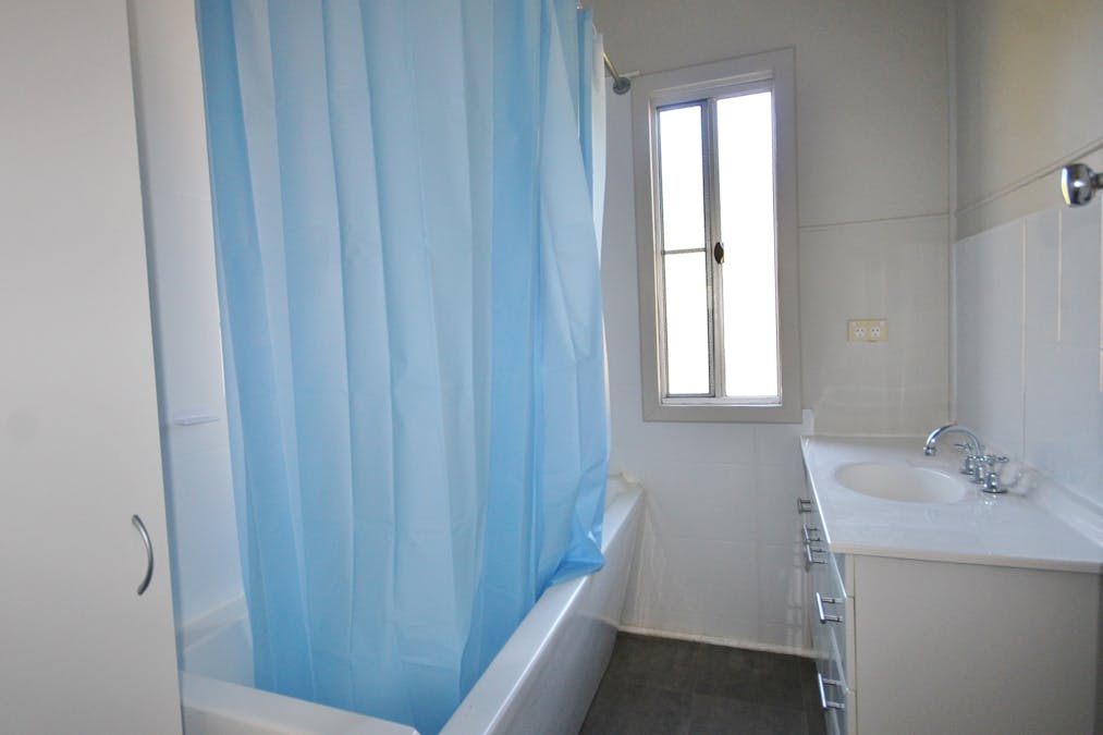12 Cassidy Street, Bell, QLD, 4408 - Image 8