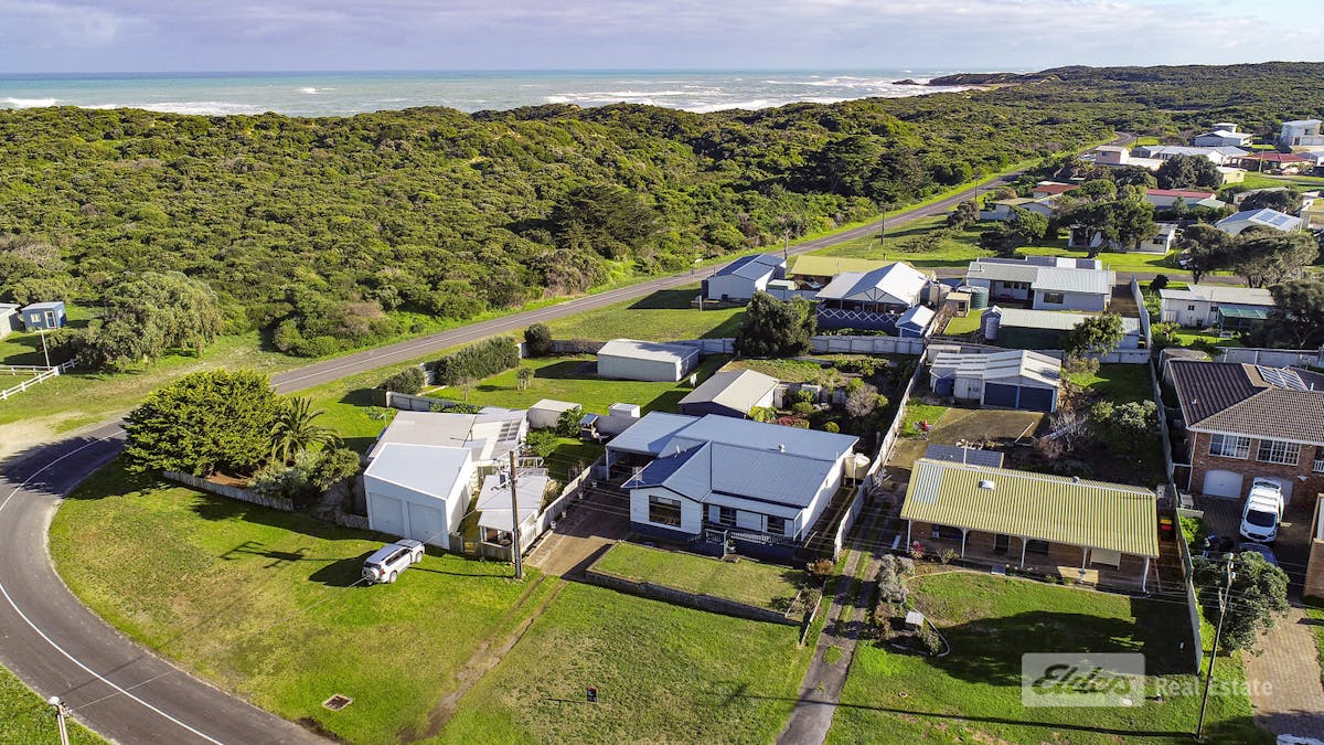 40 Parklands Terrace, Beachport, SA, 5280 Sold Elders Real Estate