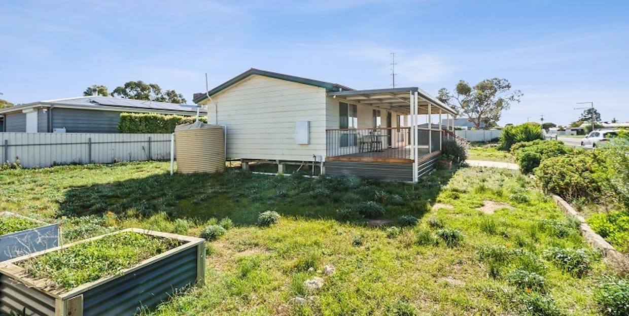 8 Acland Street, Blanchetown, SA, 5357 - Image 11
