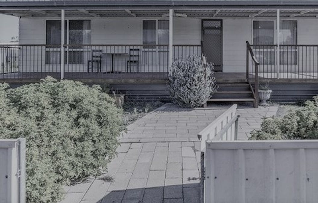 8 Acland Street, Blanchetown, SA, 5357 - Image 1