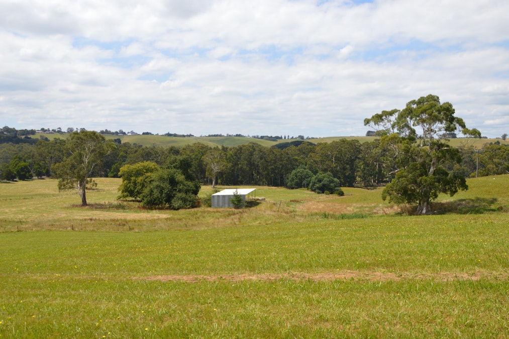 394 South Road, Loch, VIC, 3945 - Image 3