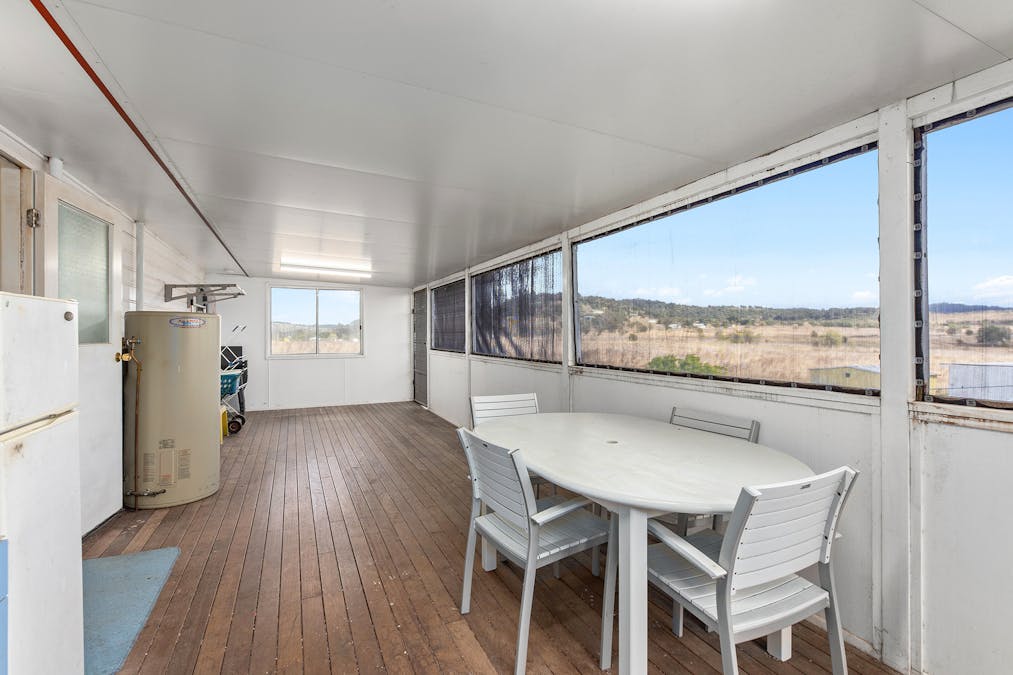 6 Summerholm Road, Hatton Vale, QLD, 4341 - Image 10