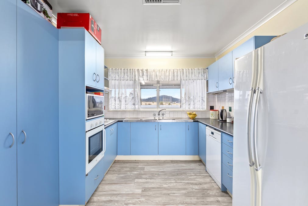 6 Summerholm Road, Hatton Vale, QLD, 4341 - Image 4
