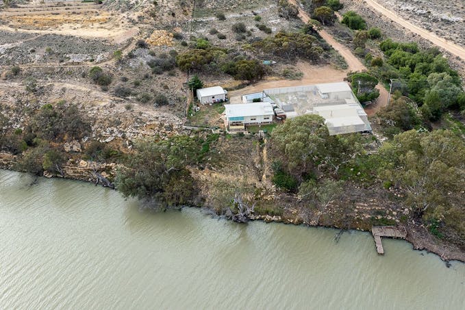 17 Larby Road, Blanchetown, SA, 5357 - Image 1