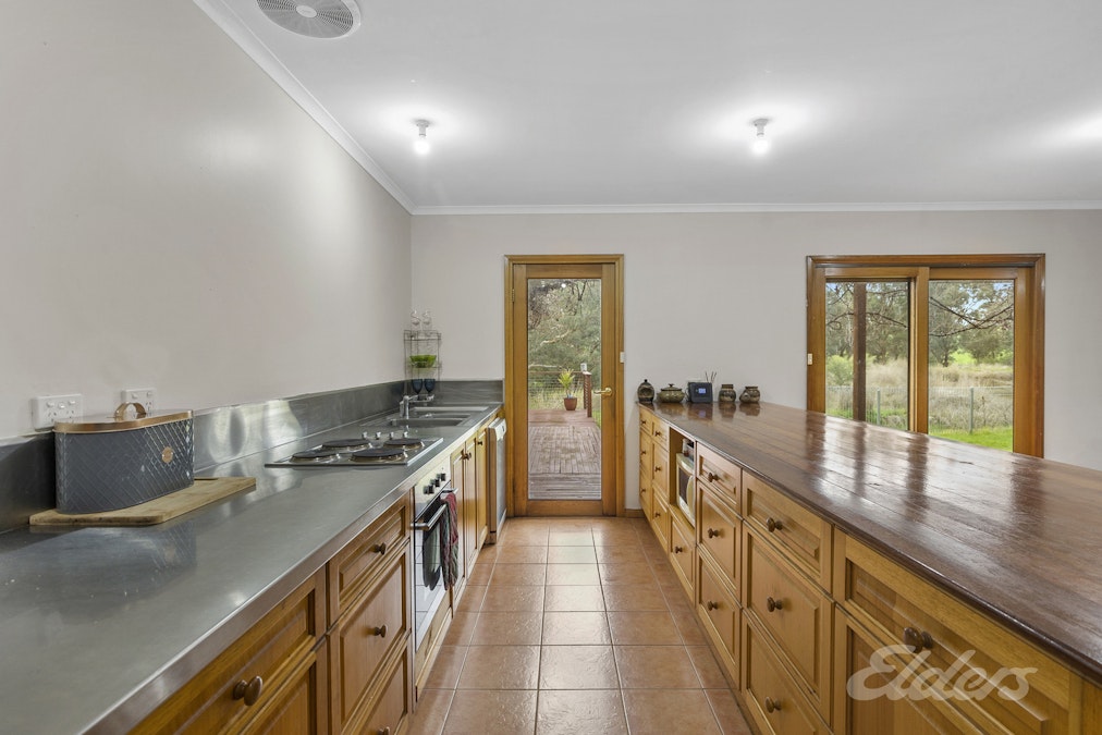 62 Ryans Road, Almonds, VIC, 3727 - Image 18