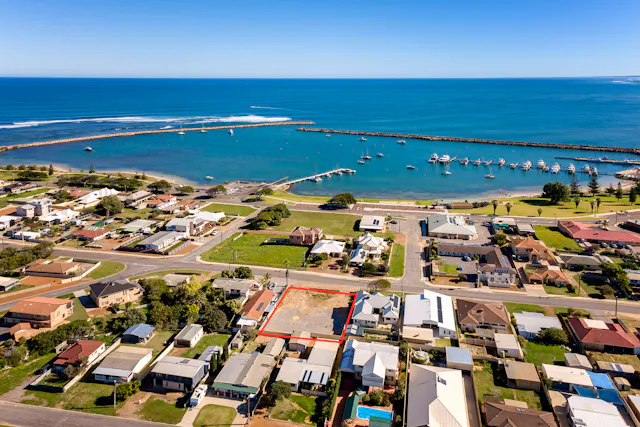 15 Carnarvon Street — photo from Elders Real Estate WA Rural & Metro