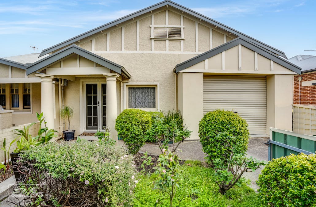 21 Acraman Street, Victor Harbor, SA, 5211 - Image 1
