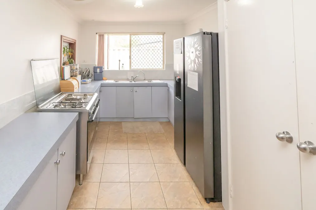 6 Graydon Grove, Leda, WA, 6170 - Image 10