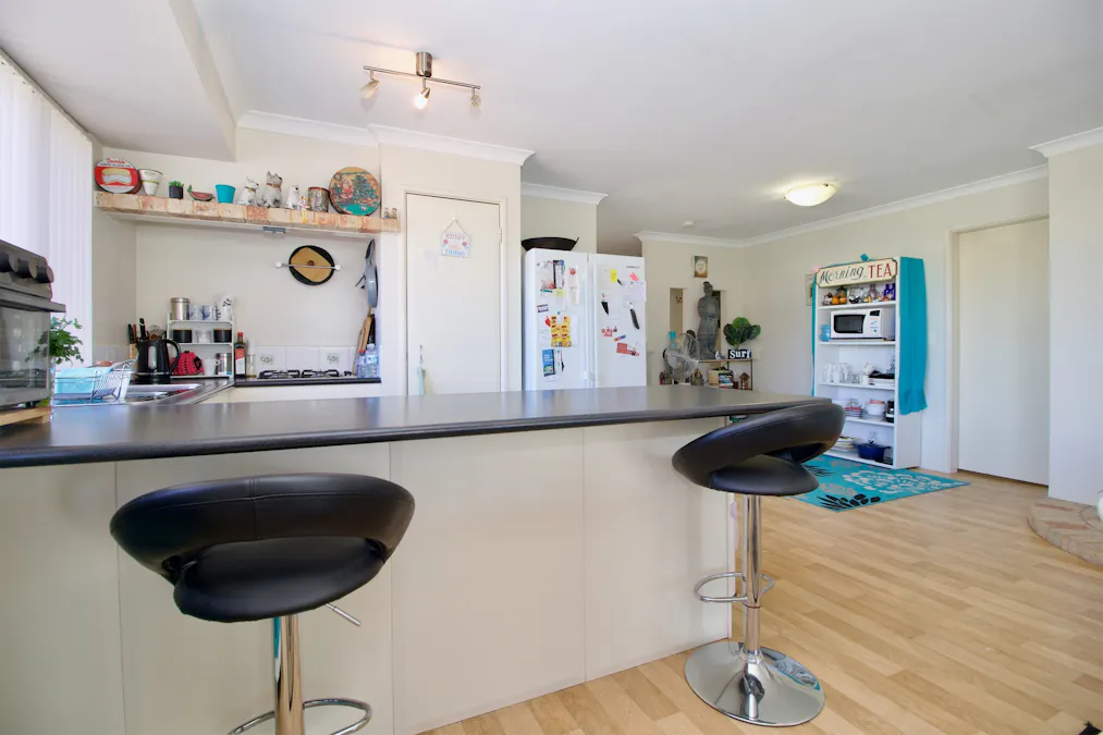 18 Castlerock Avenue, Waikiki, WA, 6169 - Image 6