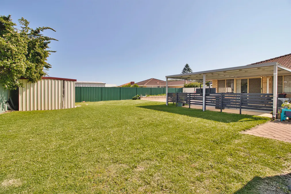 18 Castlerock Avenue, Waikiki, WA, 6169 - Image 22