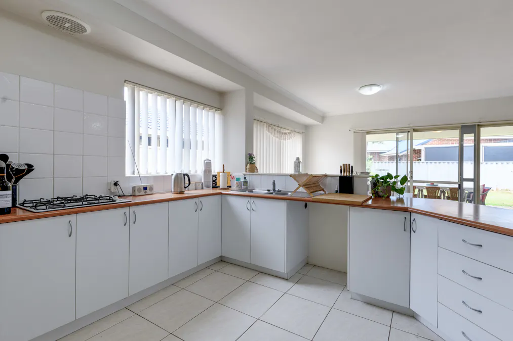 163 Fisher Street, Rockingham, WA, 6168 - Image 15