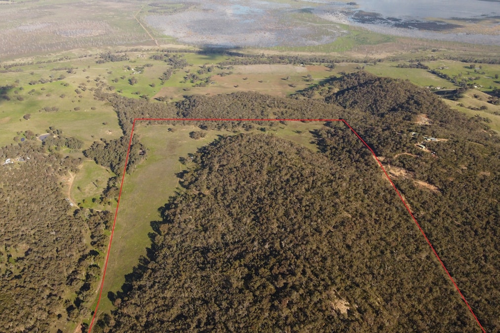 950 Irvine Road, Chesney Vale, VIC, 3725 - Image 2