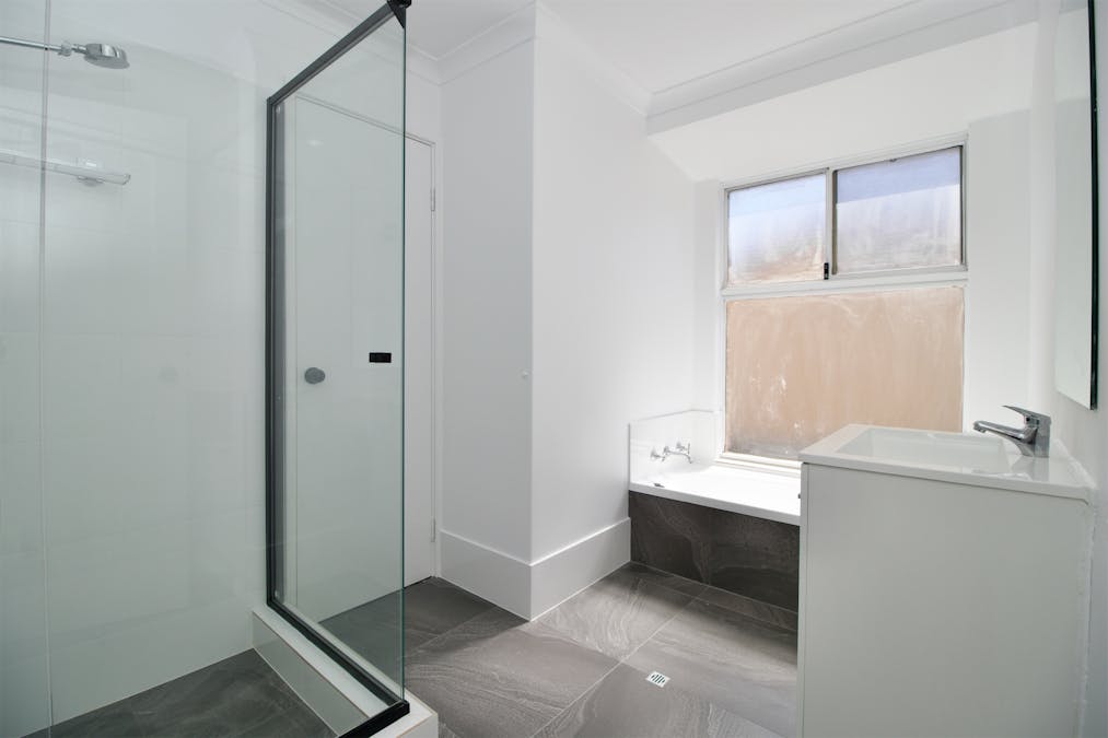 8 Cobia Rise, Warnbro, WA, 6169 - Image 10