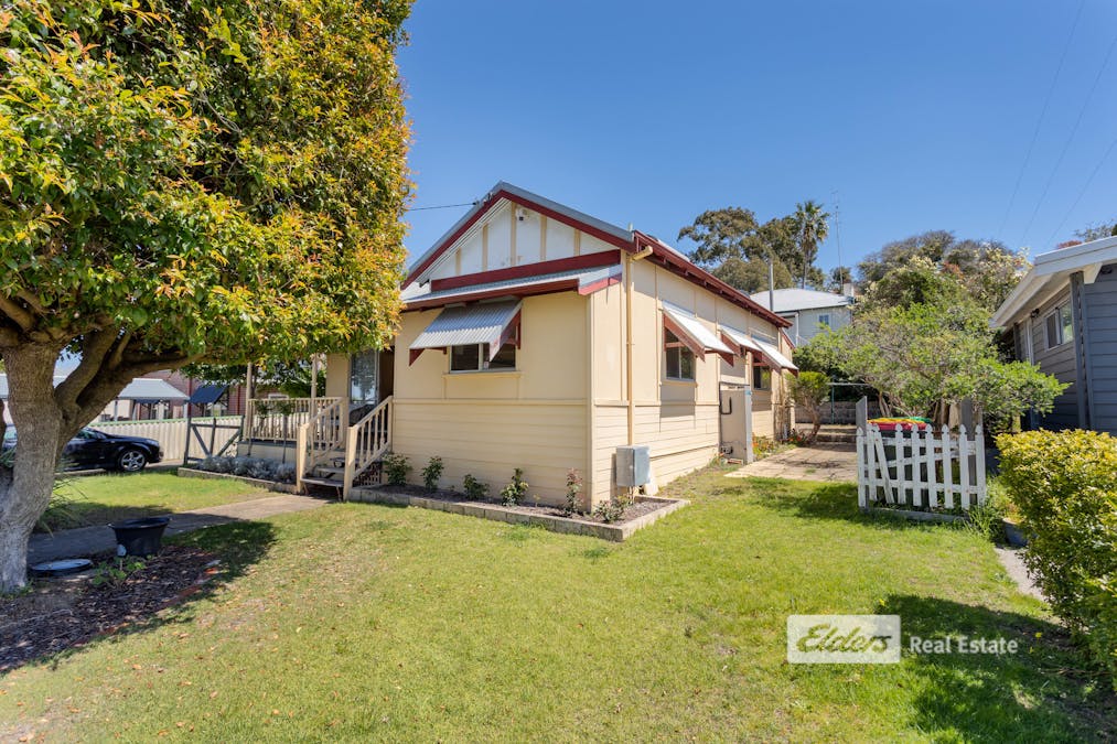 11 Reading Street, Bunbury, WA, 6230 - Image 7