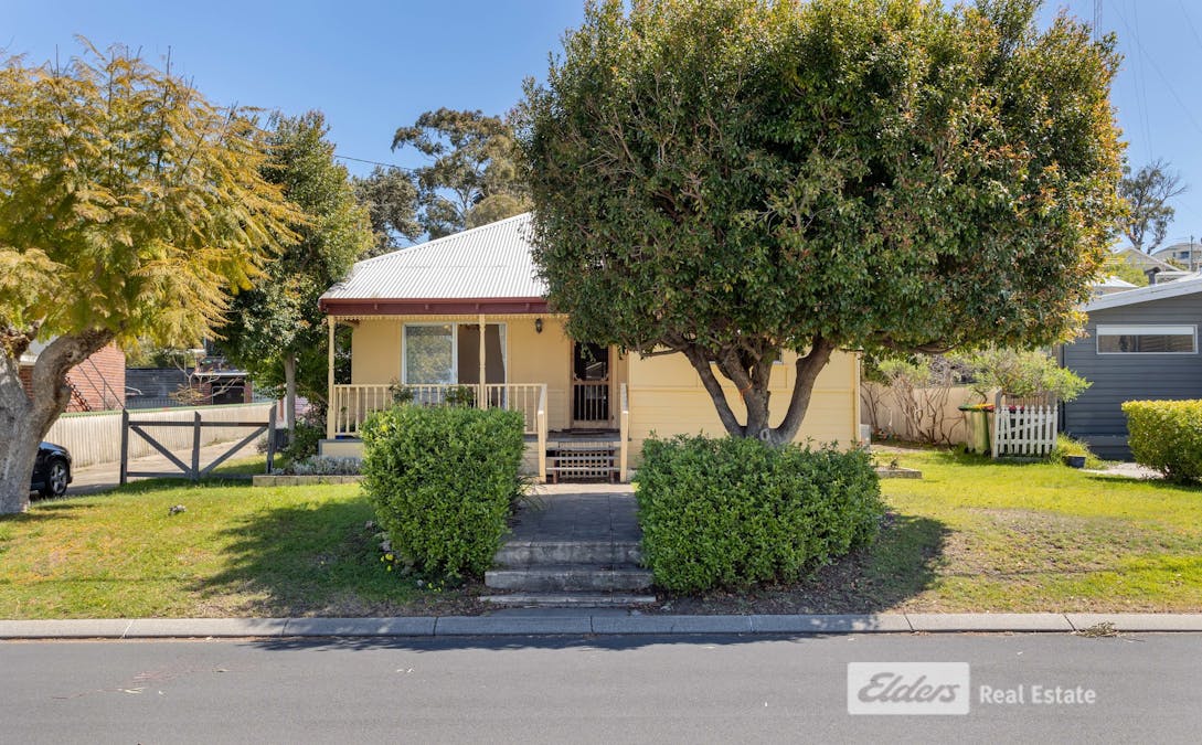 11 Reading Street, Bunbury, WA, 6230 - Image 3