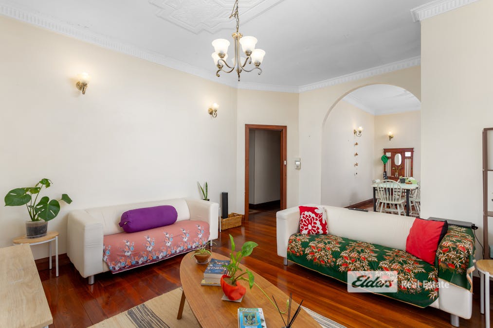 11 Reading Street, Bunbury, WA, 6230 - Image 9