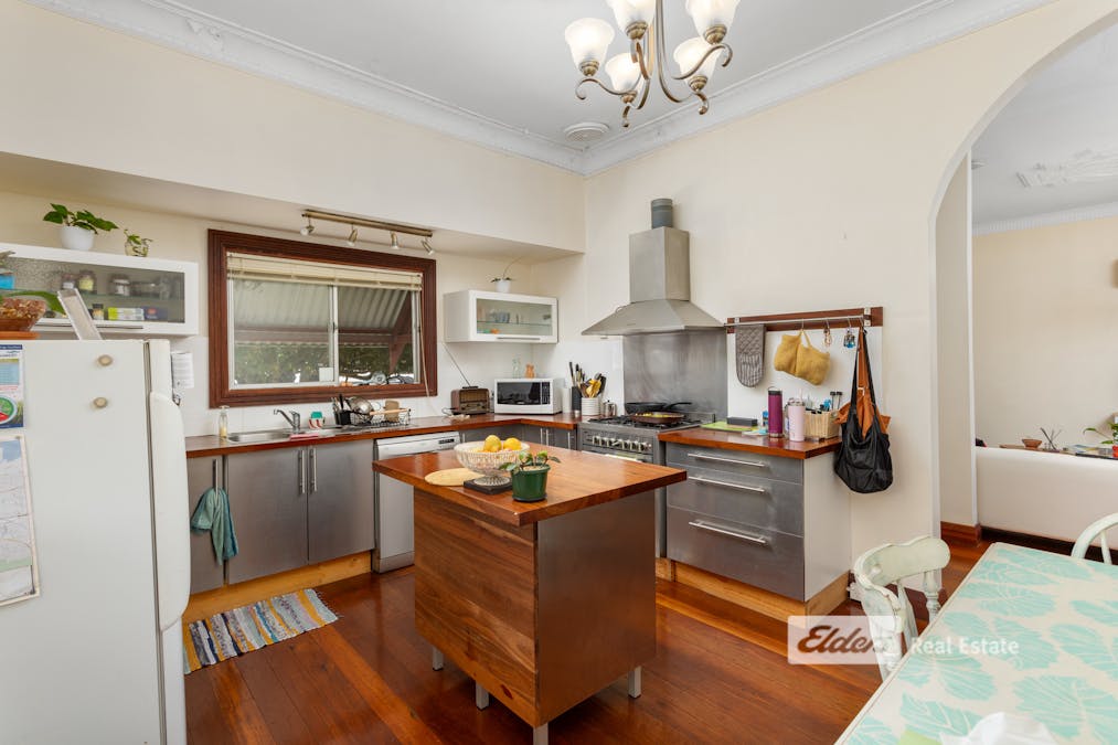 11 Reading Street, Bunbury, WA, 6230 - Image 10