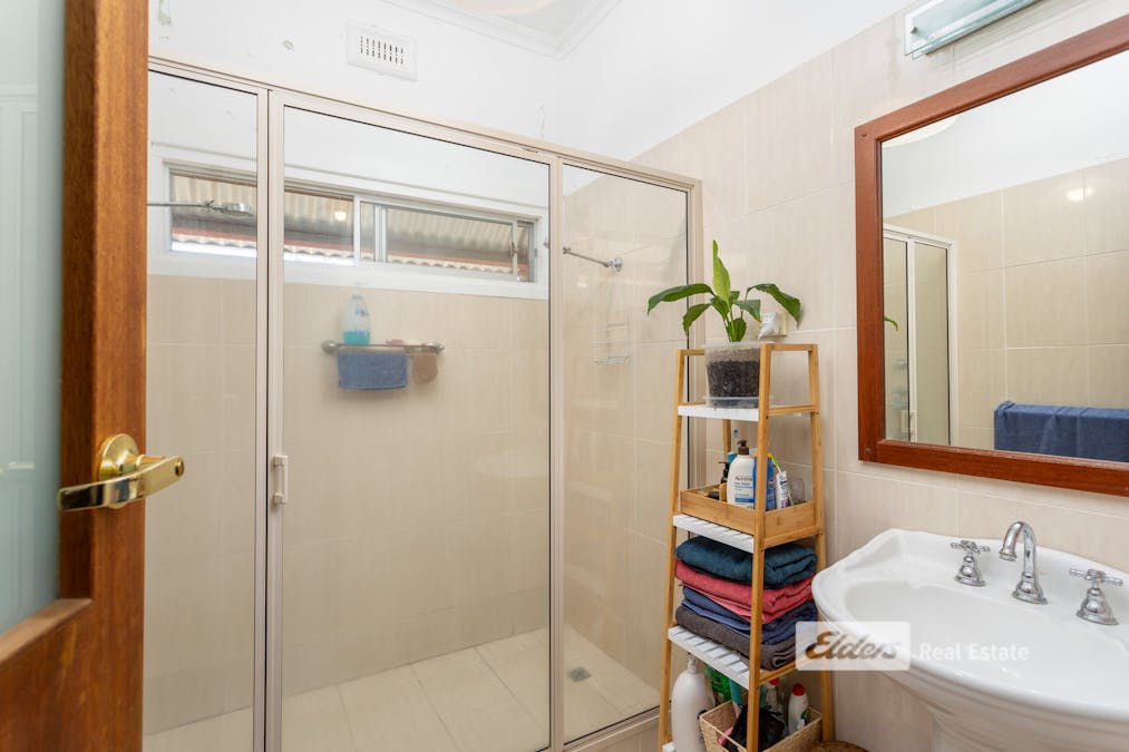 11 Reading Street, Bunbury, WA, 6230 - Image 15