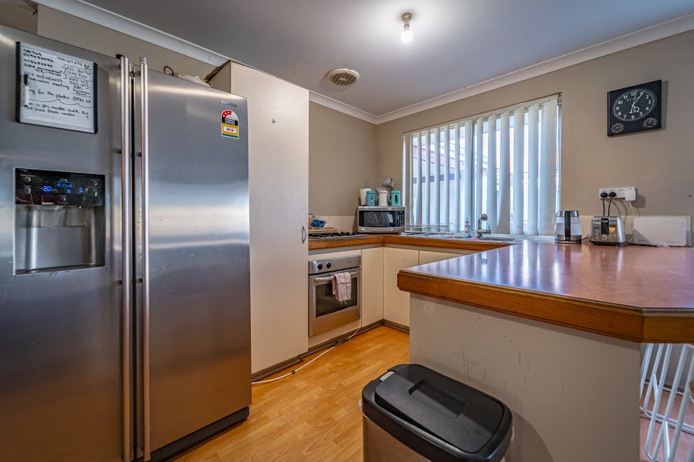 2 Carmana Lane, Warnbro, WA, 6169 - Image 9